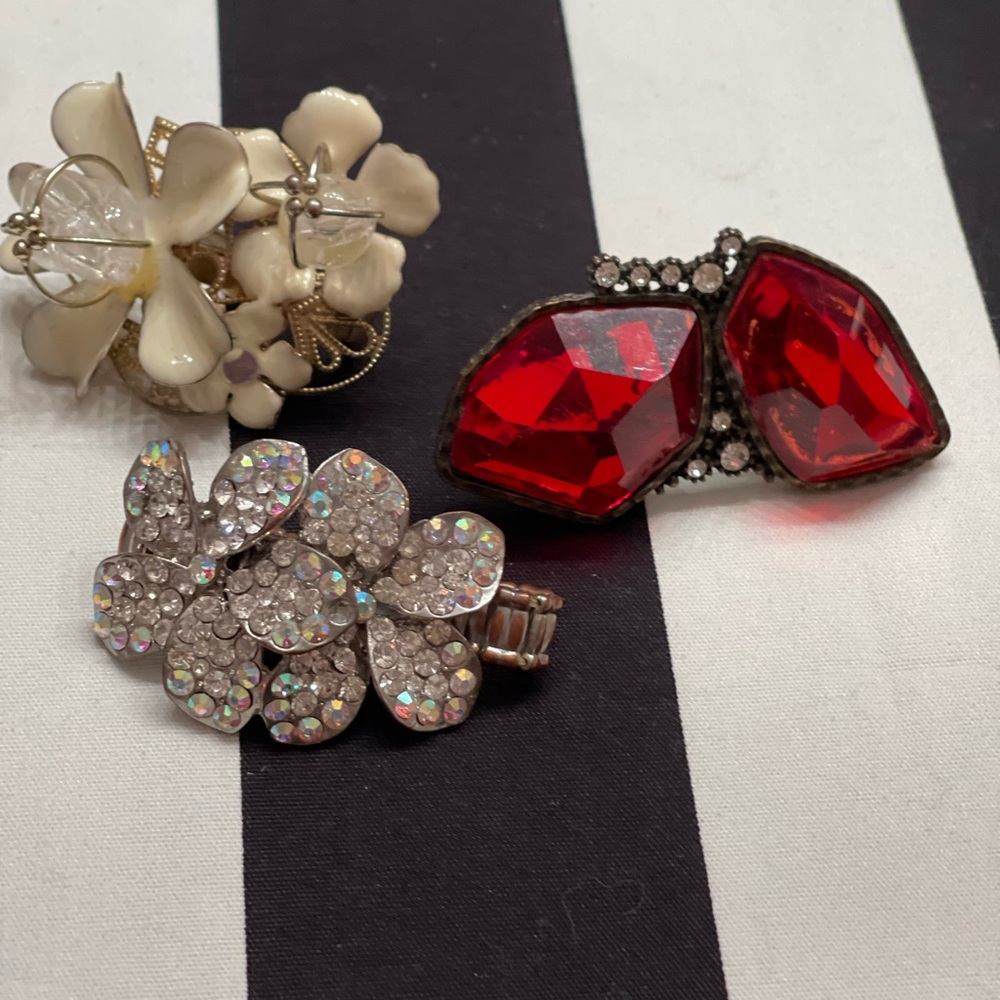 Early 2000’s duo finger chunky rings